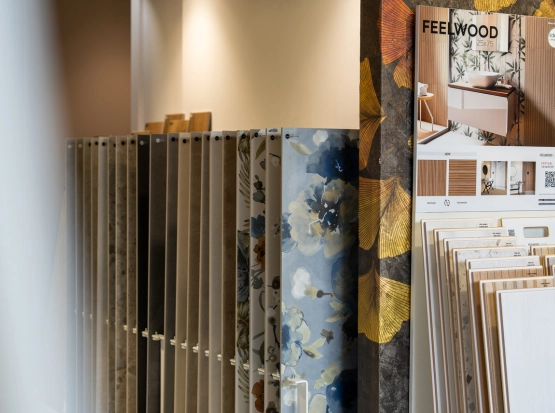 Rivestimenti bagno e ceramiche decorative