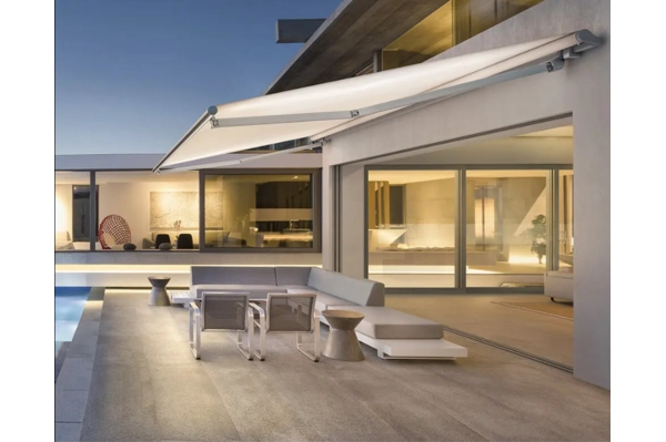 Scopri la Tenda a Bracci Spazio di Gibus