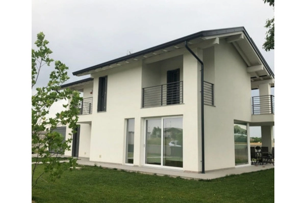 Perché scegliere i nostri serramenti in PVC?