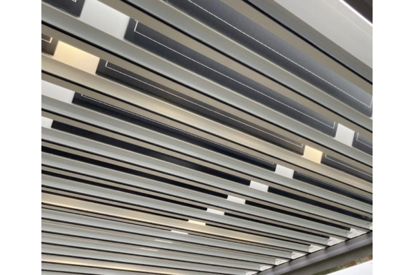 Le pergole bioclimatiche Gibus dialogano silenziosamente con la natura.