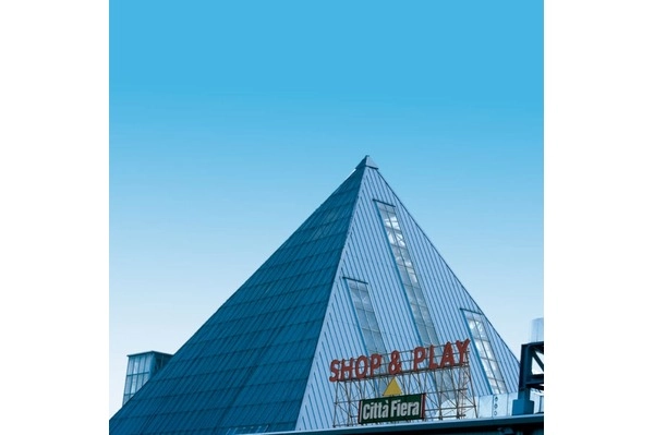 Stand presso centro commerciale "Città Fiera"