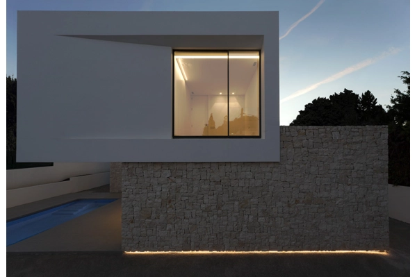 Design minimale e prestazioni elevate con Metra