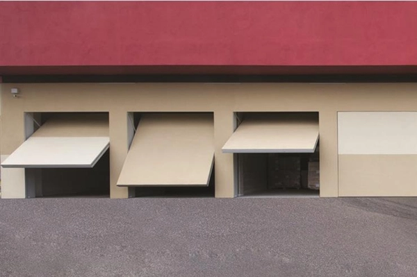 De Nardi Invisible: Il portone da garage che c'è, ma non si vede