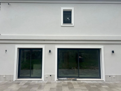 Abitazione Privata, Opicina, TS Metra NC75 STH con cerniere a scomparsa.