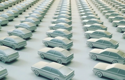 Il peso della giacenza: auto ferme, costi che corrono